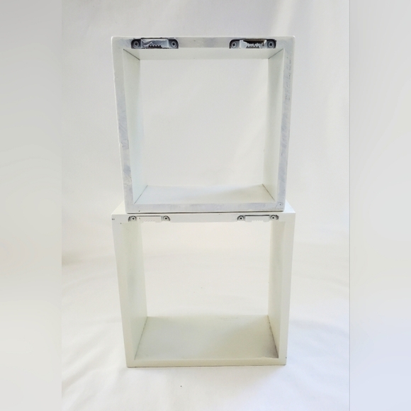 Set of Wooden Hanging Box Frames - Picture 3 of 5